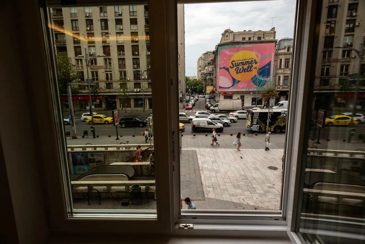 Mbm Studio Piata Romana Square Apartment Bucharest