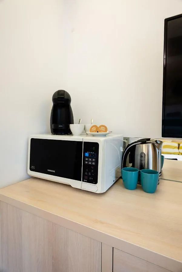 Mbm Studio Piata Romana Square Apartment Bucharest 0*,  Romania
